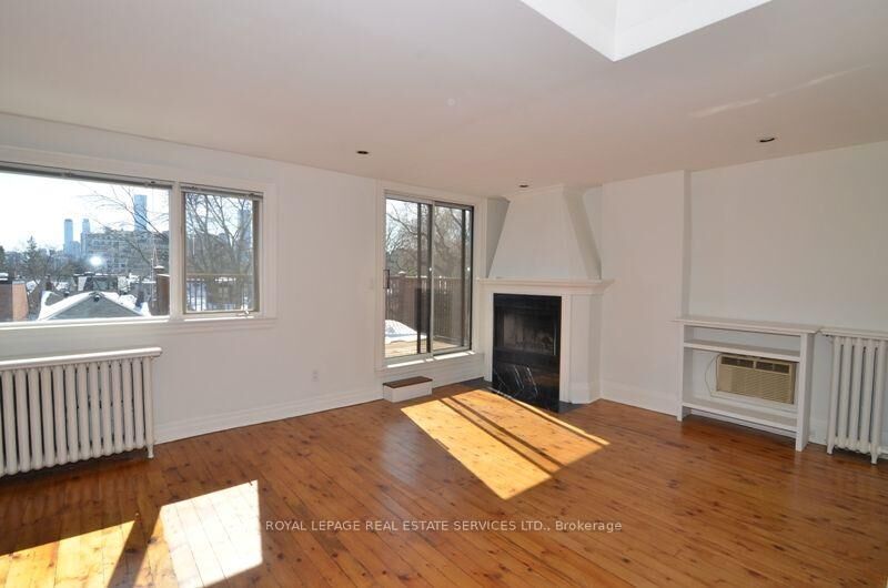 Property Photo:  33 Woodlawn Avenue E 3  ON M4T 1B9 