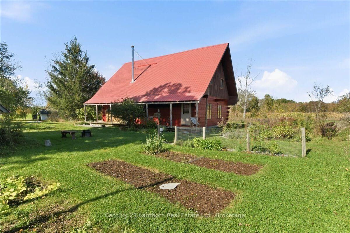 Property Photo:  466 Woods Road  ON K0K 2K0 