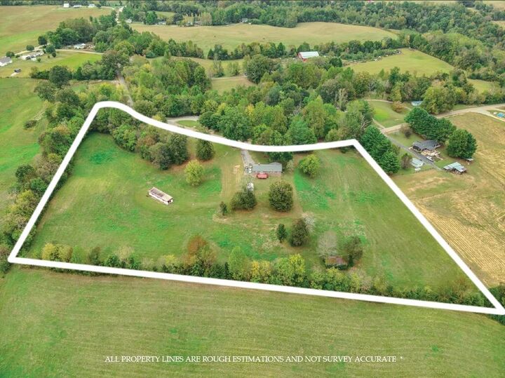 Property Photo:  2799 Doran Rd  TN 38583 