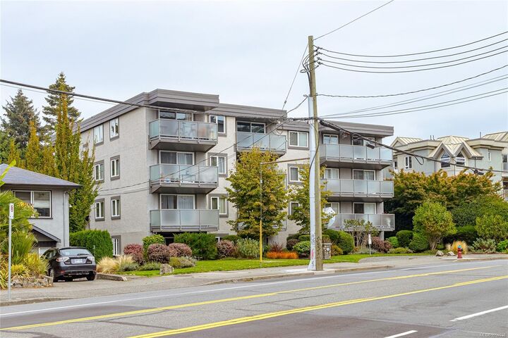 Property Photo:  1342 Hillside Ave #403  BC V8T 2B4 