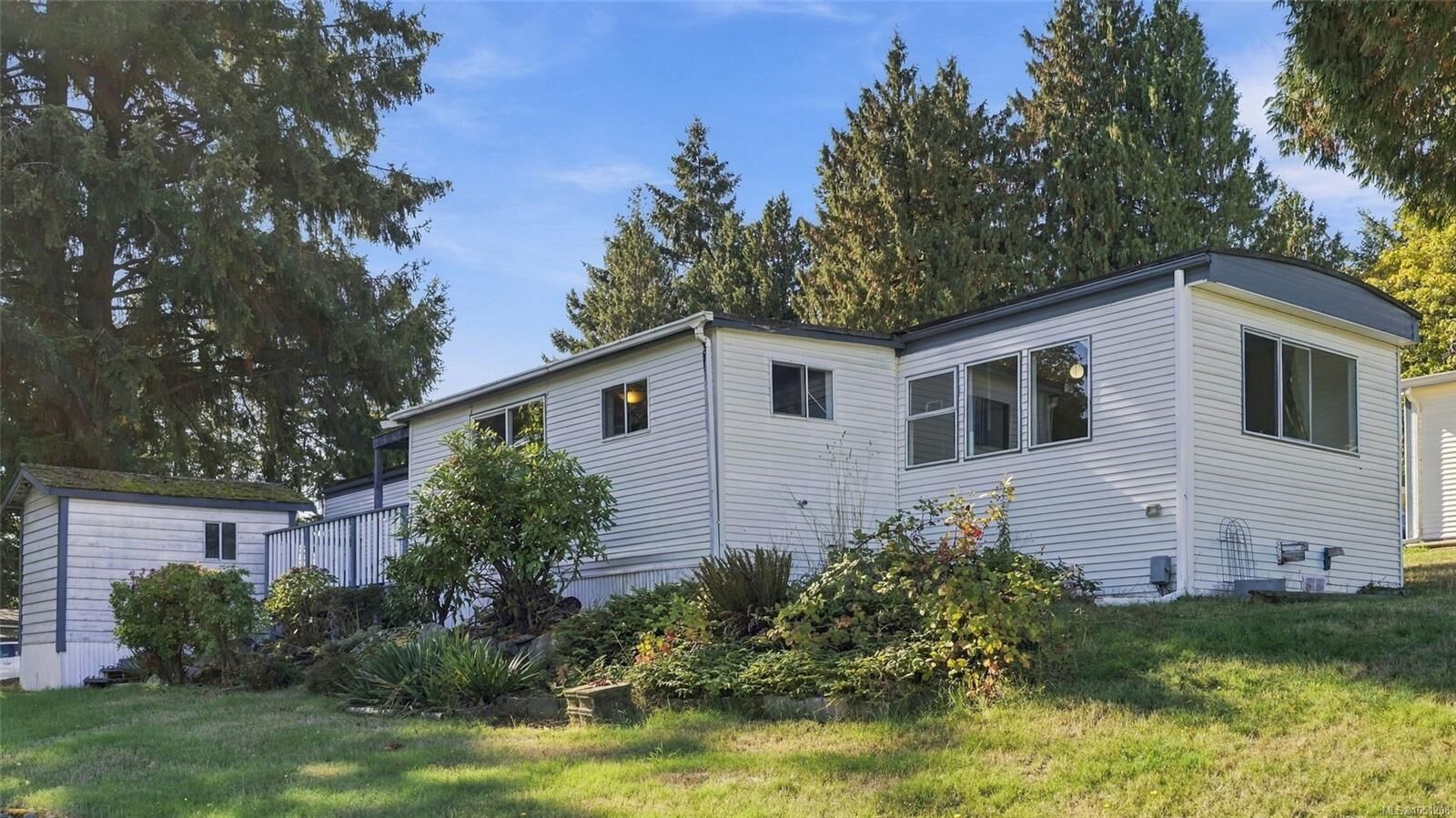 Property Photo:  1000 Chase River Rd #25  BC V9R 6L8 