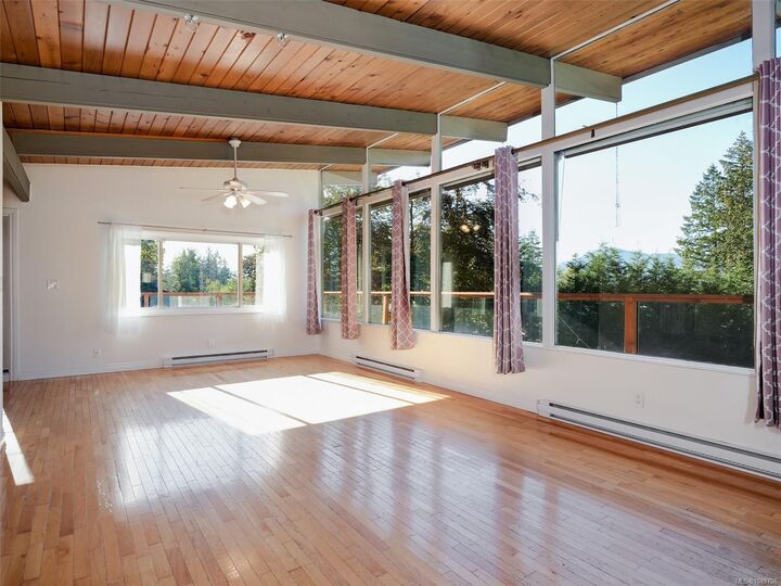Property Photo:  1648 Grant Rd  BC V9L 5N7 