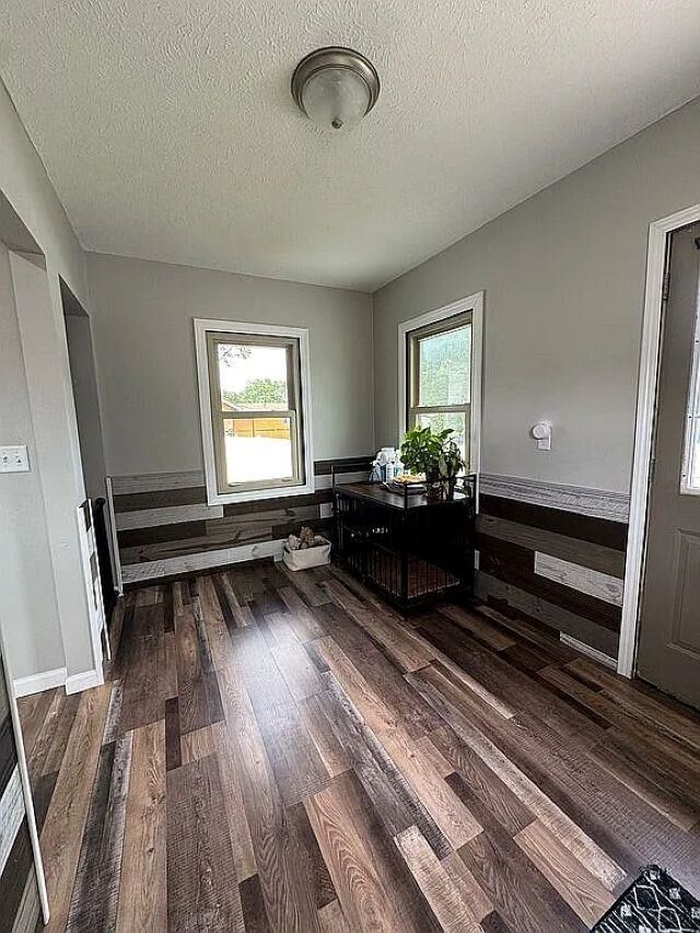 Property Photo: 1101 Main St. SD 57066