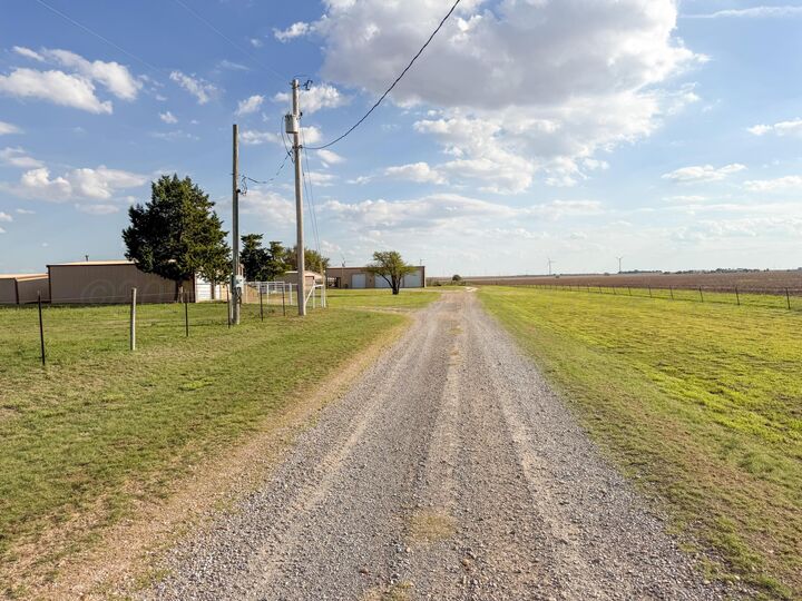 Property Photo:  2646 County Road 17  TX 79097 