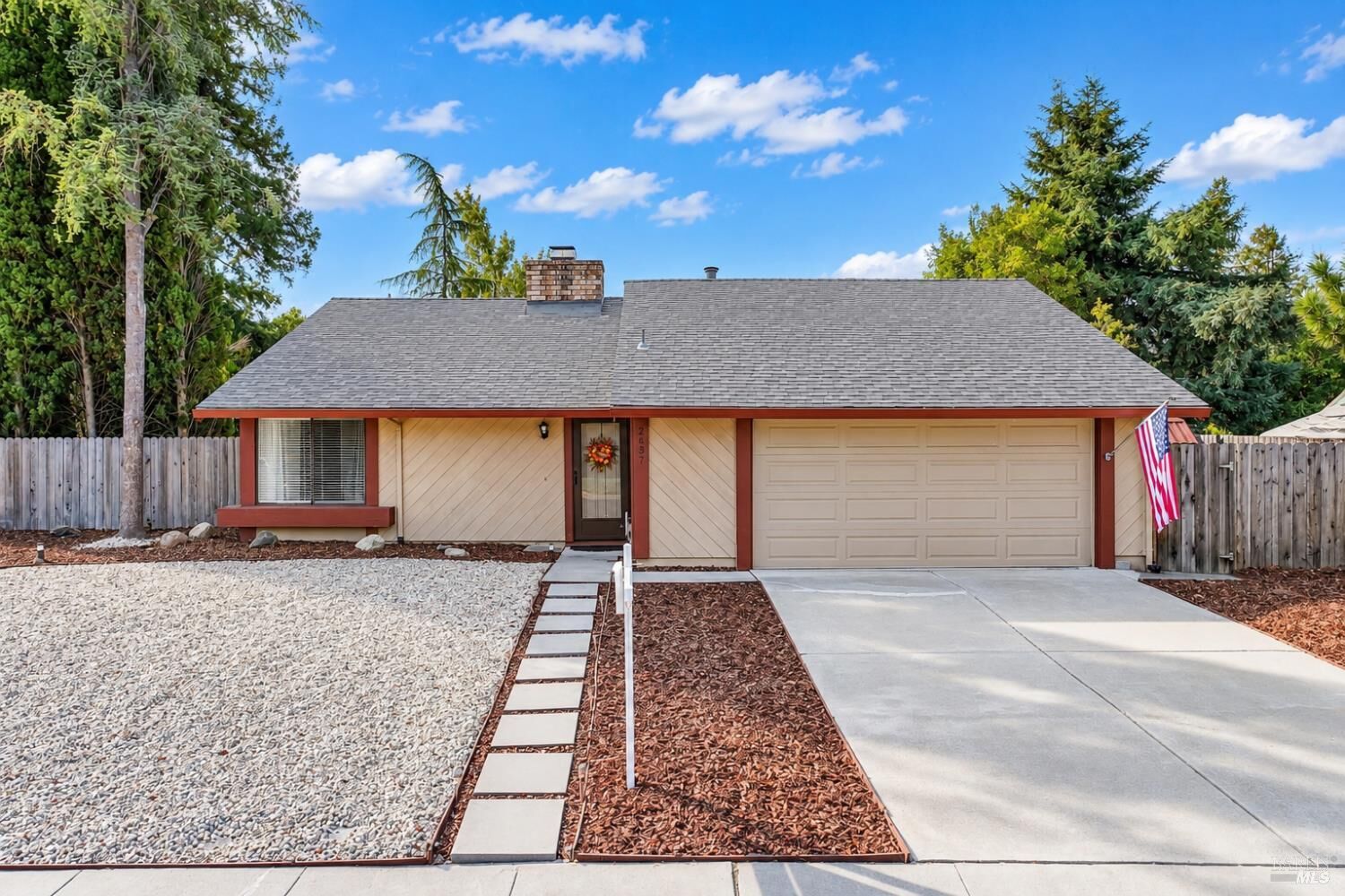 Property Photo:  2637 Vista Grande  CA 94534 