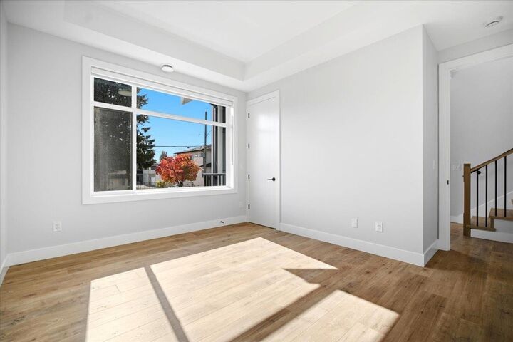 Property Photo:  32611 Cherry Avenue  BC V2V 2T8 