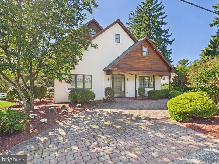Property Photo:  42 Newport Road  PA 17527 