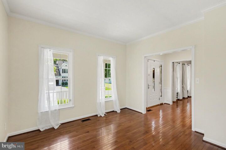Property Photo:  12121 Kingswood Boulevard  VA 22408 