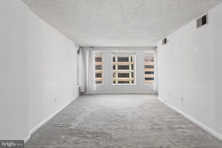 Property Photo: 601 Pennsylvania Avenue NW 1103N DC 20004