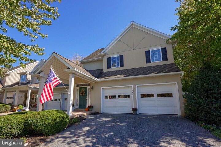Property Photo:  308 Wendover Way  PA 17603 