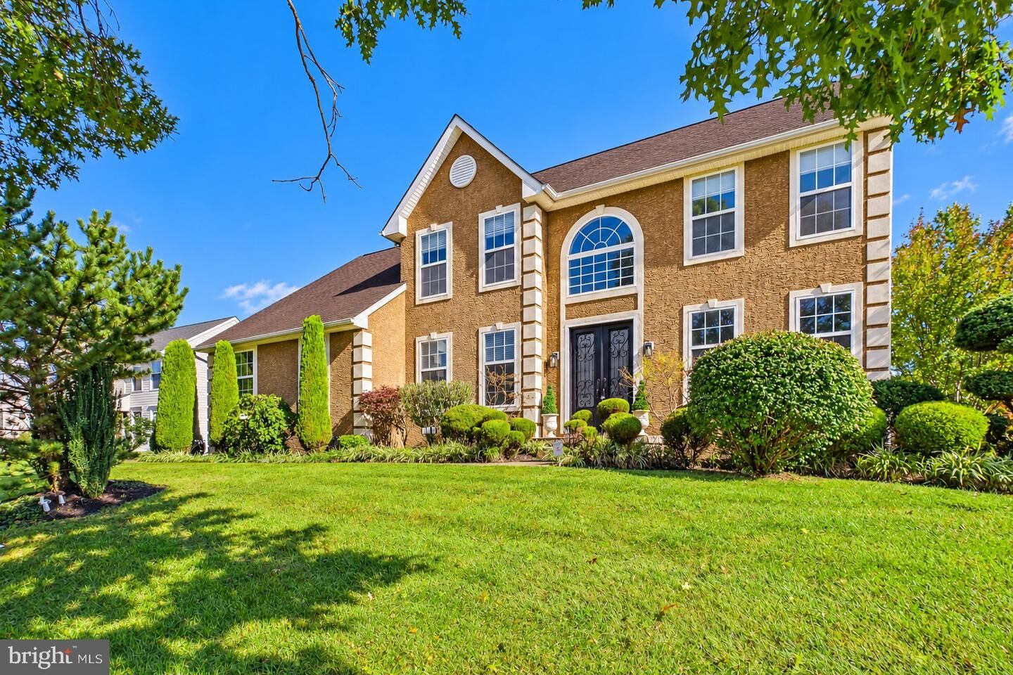 Property Photo:  219 Oakwood Place  DE 19709 