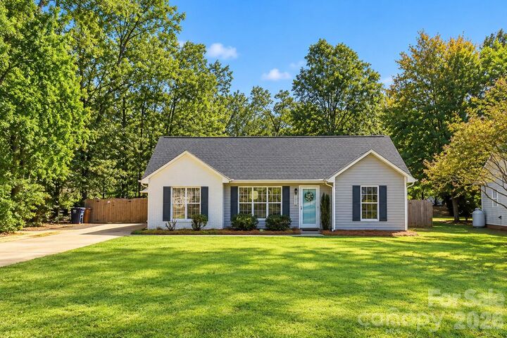 Property Photo:  5008 West Street  NC 28079 