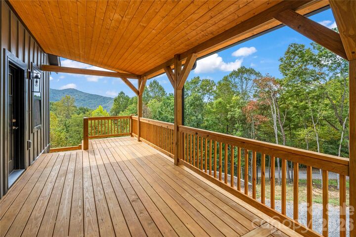 Property Photo: 9 Nellie Bell Lane NC 28778
