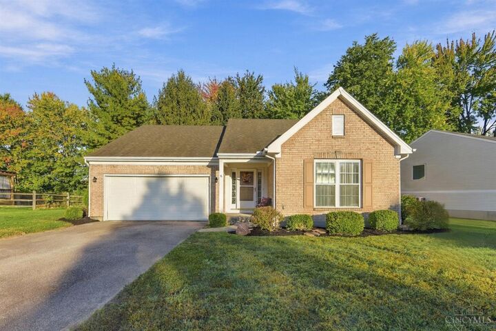 Property Photo: 3681 Shorewood Drive OH 45102