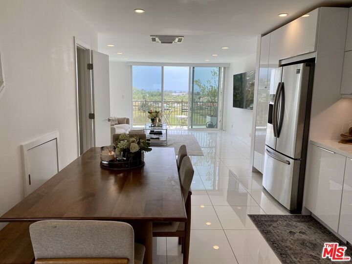 Property Photo:  23901 Civic Center Way, Unit 114  CA 90265 