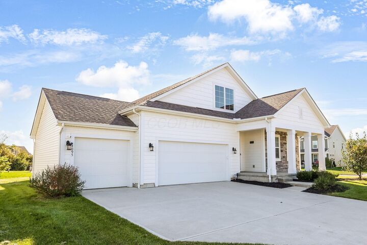 Property Photo: 4095 Parsley Place OH 43015
