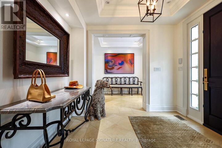 Property Photo:  6 Vernham Avenue  ON M2L 2B2 