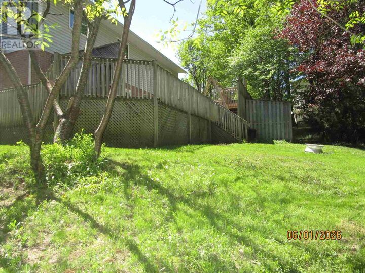 Property Photo:  27 Plummer Ct  ON P6B 6E4 