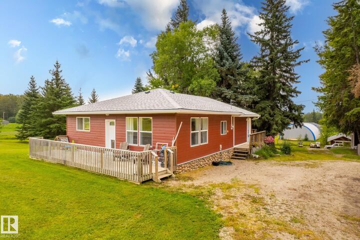 Property Photo:  55115 Rge Road 13  AB T0E 1V0 