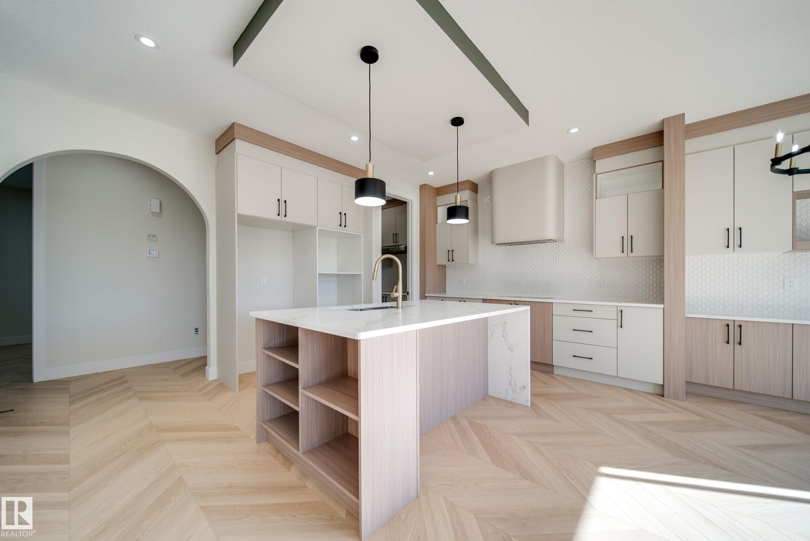 Property Photo:  8523 183 Avenue NW  AB T5Z 0G6 