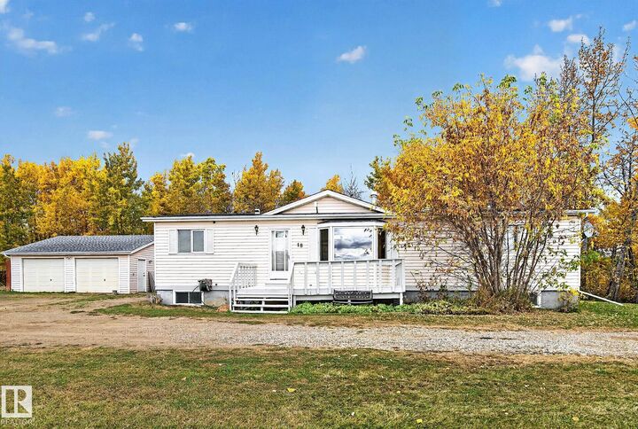 Property Photo:  53319 Rge Road 14 18  AB T7Y 0C2 