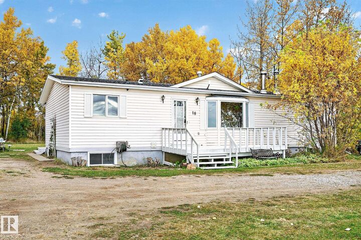 Property Photo: 53319 Rge Road 14 18 AB T7Y 0C2