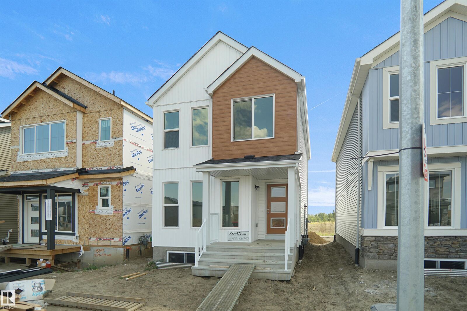 Property Photo:  20831 16 Avenue NW  AB T6M 1L2 