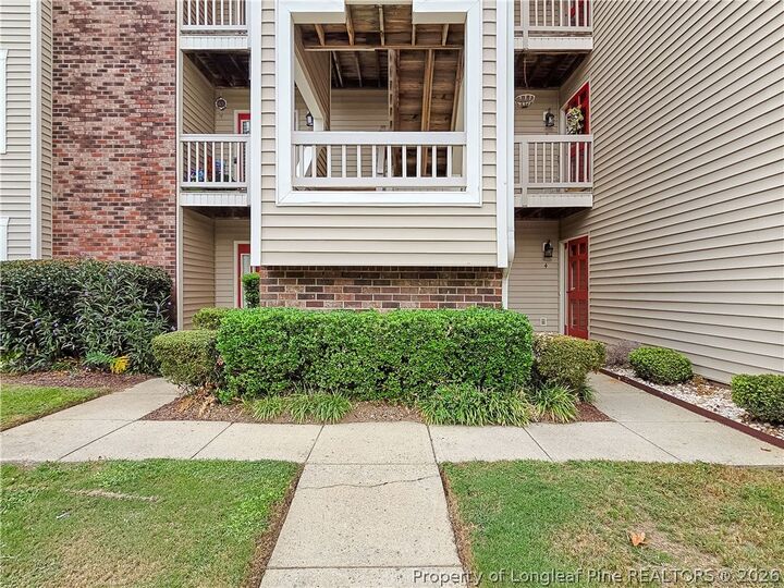 Property Photo:  2705 Preston Woods Lane 4  NC 28304 