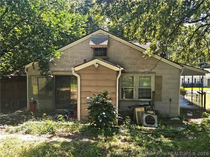Property Photo: 811 Anarine Road NC 28303