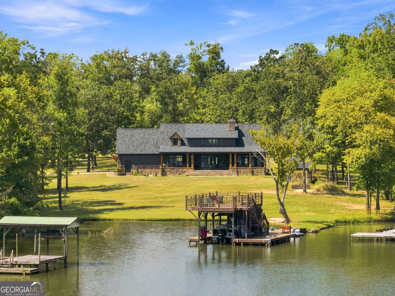 Property Photo: 670 Rocky Ford Point Road AL 35959