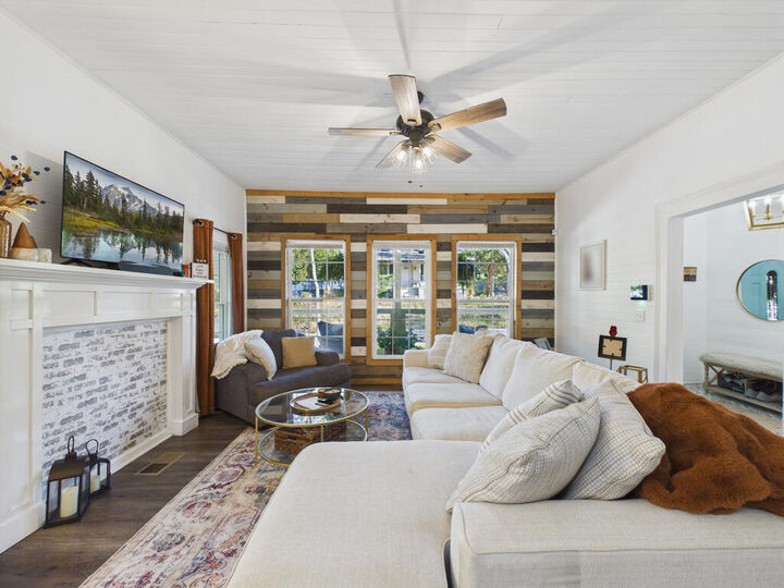 Property Photo:  101 20th Street  AL 36867 