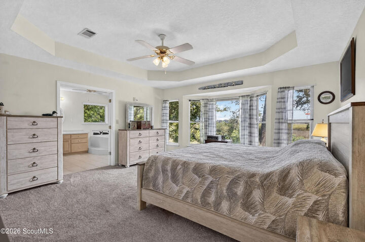 Primary suite