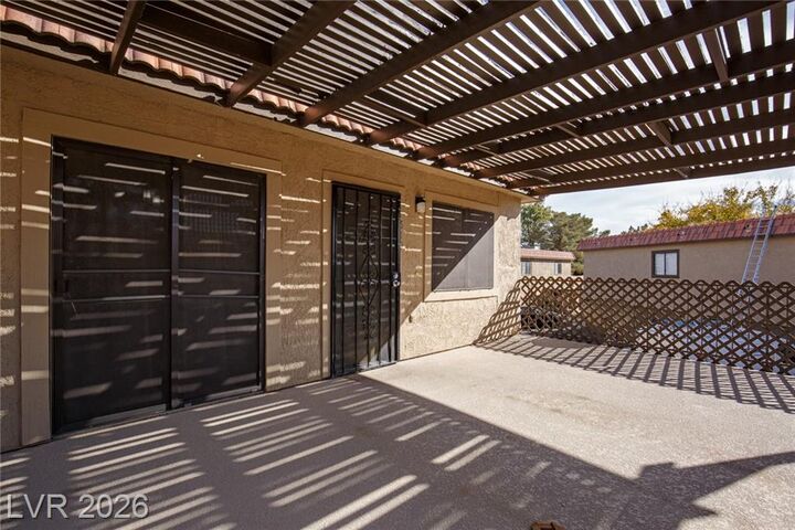 Property Photo: 619 Pepper Tree Circle 1 NV 89014