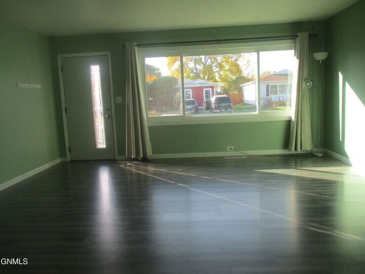 Property Photo:  612 17th Street W  ND 58801 