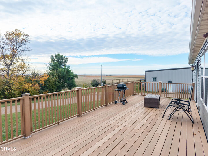 Property Photo:  51 Nd-200  ND 58545 