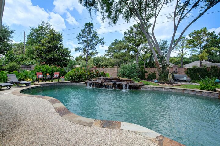 Property Photo:  22002 Treesdale Lane  TX 77450 