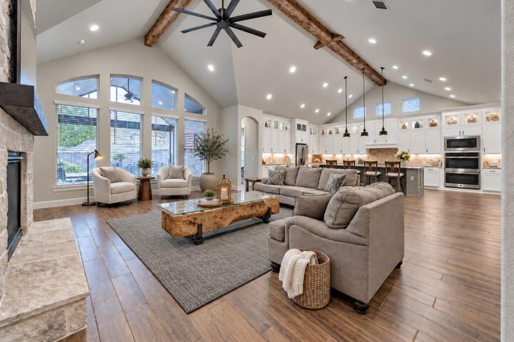 Property Photo: 305 Pewter Sky Drive TX 77316