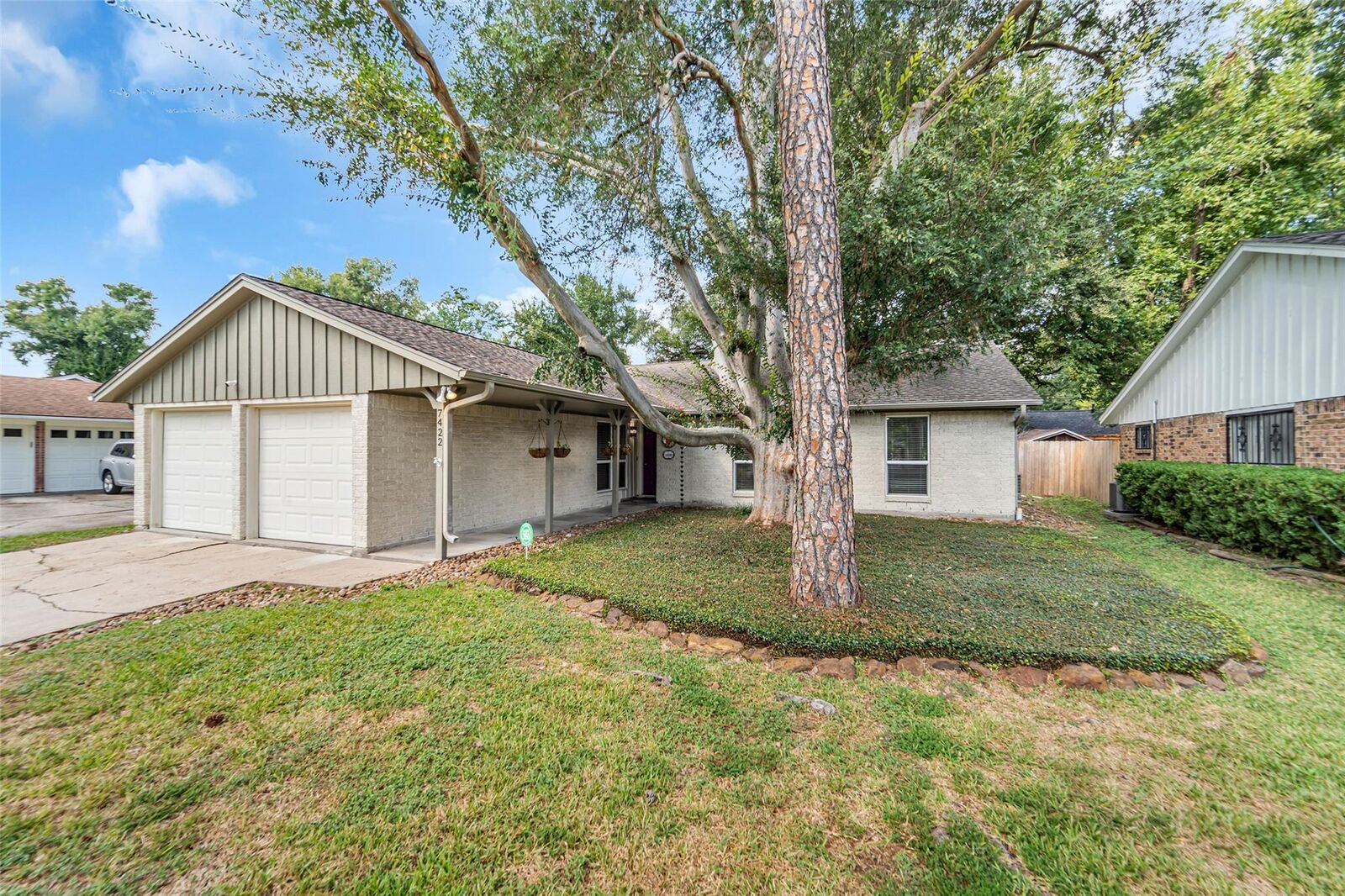 Property Photo:  7422 Jackwood Street  TX 77074 