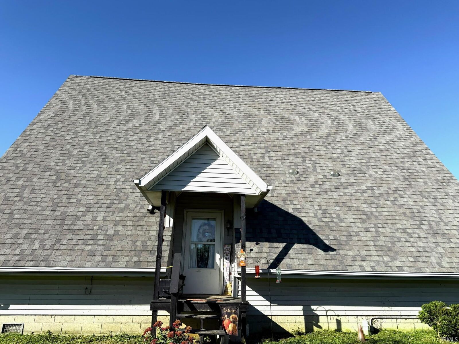 Property Photo:  8469 S 450 W  IN 46781-9772 