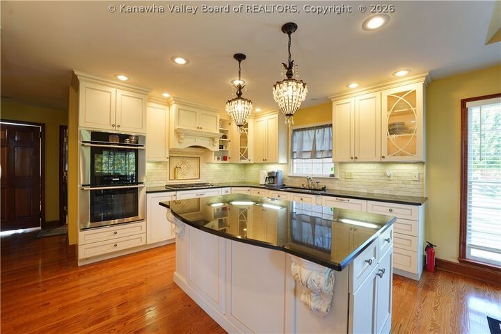 Property Photo:  132 Leslie Place  WV 25560 