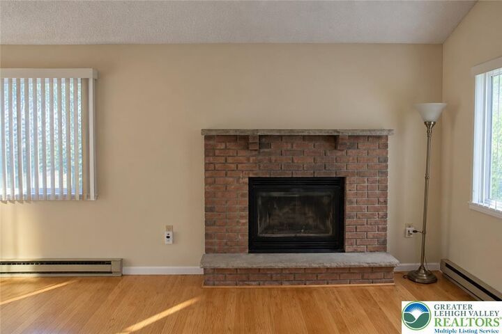 Property Photo:  1109 Porter Drive  PA 18324 