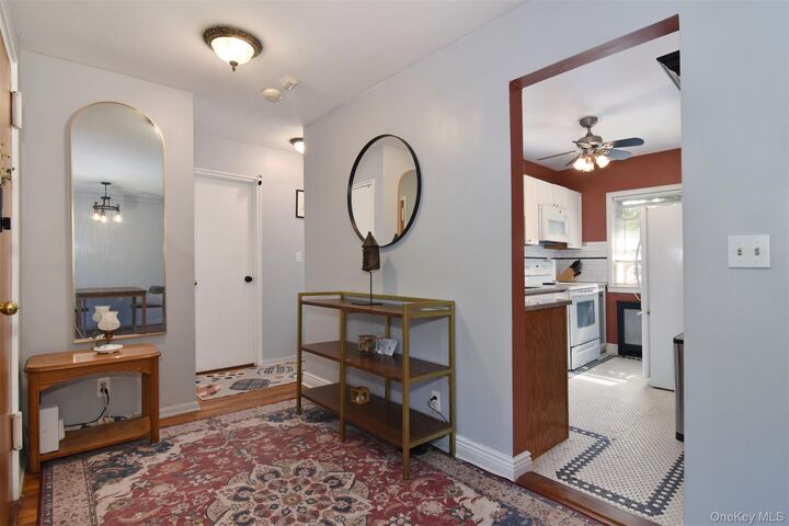 Property Photo:  140 N Broadway L-4  NY 10533 