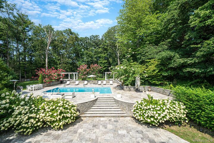Property Photo:  9 Godfrey Lane  NY 11743 