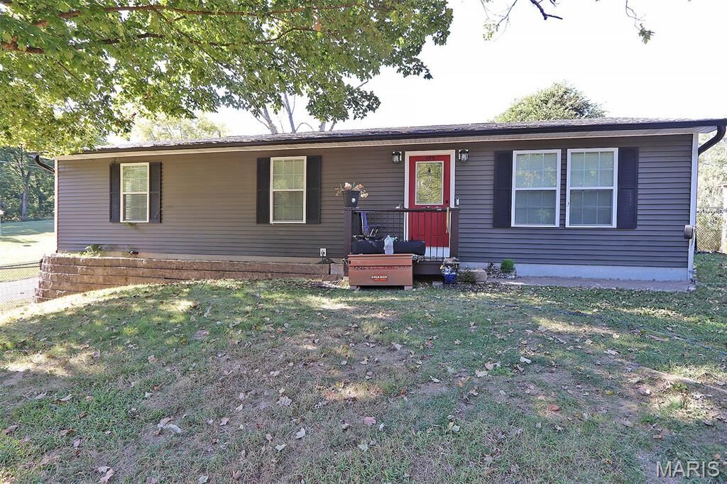 Property Photo:  389 Country Club Drive  MO 63701 