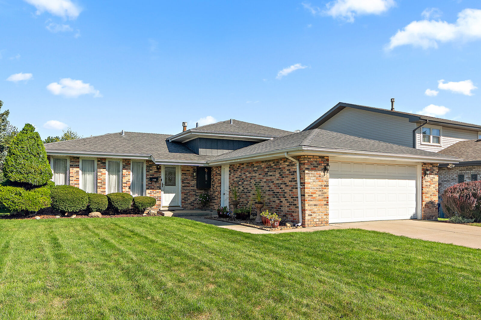 Property Photo:  5840 W 126th Street  IL 60803 