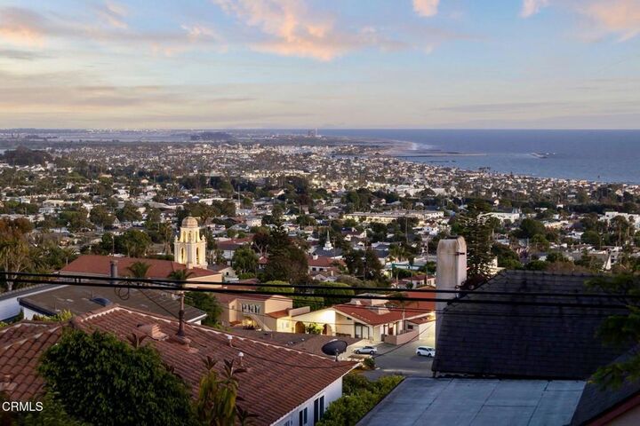 Property Photo:  1489 Brodiea Avenue  CA 93001 