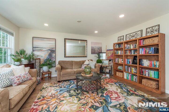 Property Photo: 32 Bowfell Court NJ 07470