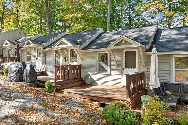 Property Photo:  764 Pelham North Drive  NH 03245 