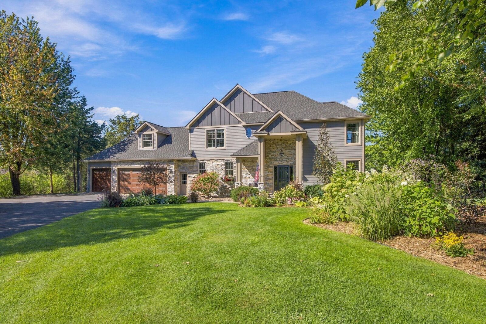Property Photo: 713 Crosby Drive WI 54016