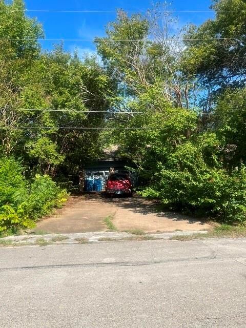 Property Photo:  319 Rock Glen Street  TX 75115 